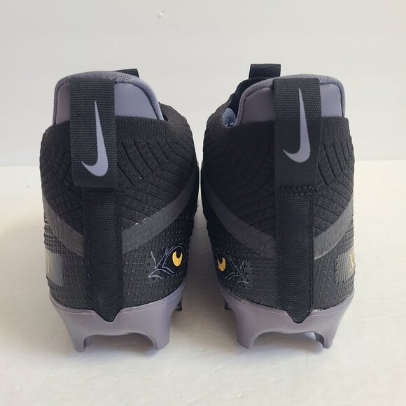 Athletic_Shoes